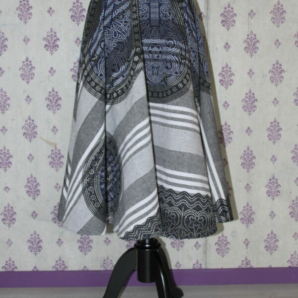 LOLA XS